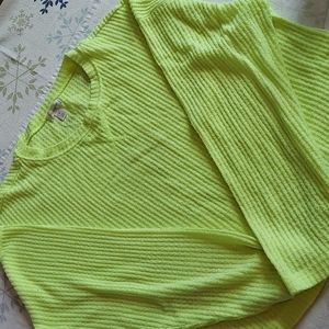Long-sleeved, medium, neon green